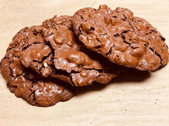 Chewy Cocoa Cookie (Flourless) with Walnuts